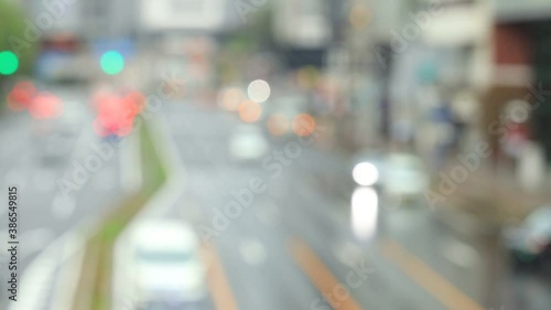 Wallpaper Mural 雨の日の道路　自動車　交通　イメージ Torontodigital.ca