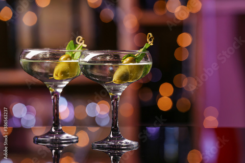 Wallpaper Mural Glasses of fresh martini in pub Torontodigital.ca