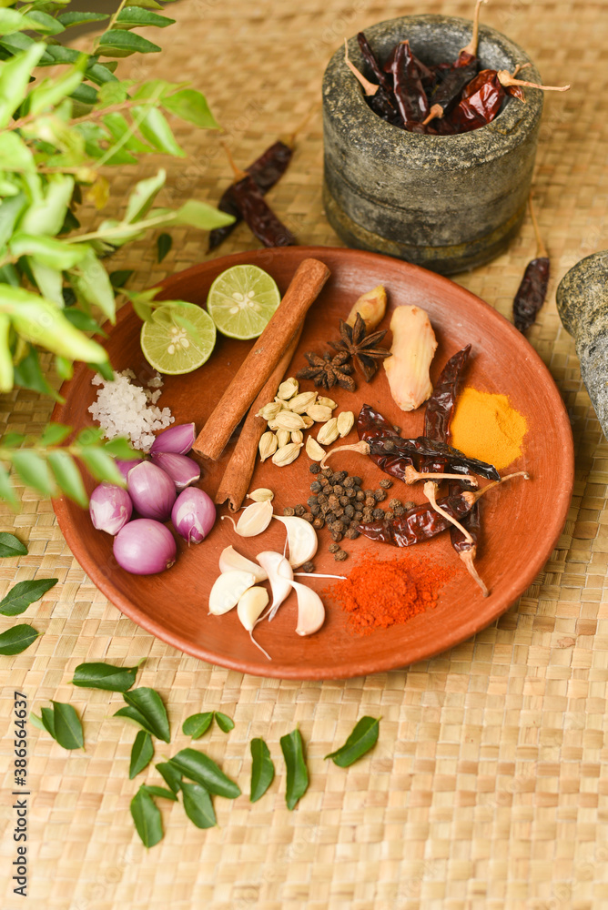 Indian spices powder. Indian spicy curry masala for making curry in India. Curry powder mix. fish curry or biryani masala. Garam masala for meat dishes. Indian spices powder. Indian spicy curry masala for making curry in India. Curry powder mix. fish curry or biryani masala. Garam masala for meat dishes.