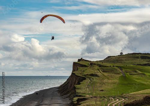 Bilde på lerret UK - Norfolk - Northern Coastal Path - Paraglider