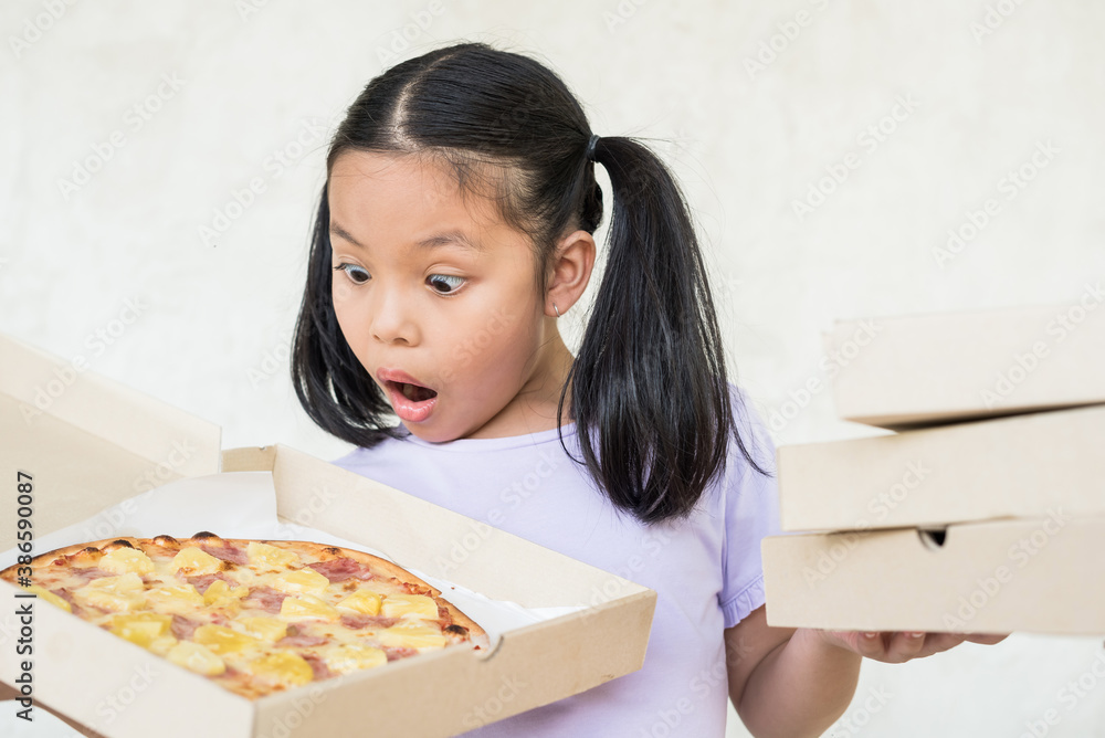 .girl recommend eat this delicious pizza!, happy hard working food distributor holds opened box with appetizing pizza, delivers in time, courier delivers appetizing fast food in cardboard container. .girl recommend eat this delicious pizza!, happy hard working food distributor holds opened box with appetizing pizza, delivers in time, courier delivers appetizing fast food in cardboard container.