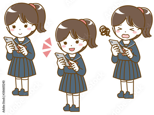 スマホを操作する女子高生