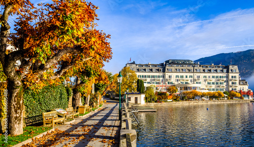 Foto famous village Zell am See in Austria