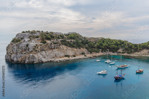 Urlaubsfeeling auf der griechischen Sonneninsel im oestlichen Mittelmeer - Rhodos / Griechenland photo