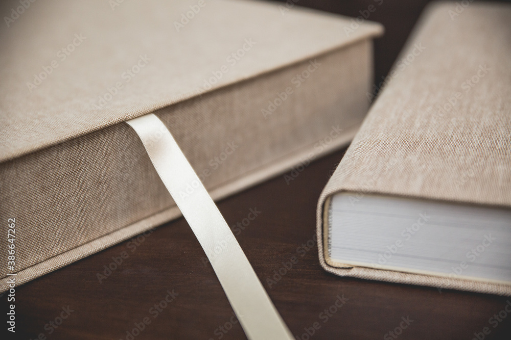 Beautiful beige linen high end coffe table book with matching box and thick pages Beautiful beige linen high end coffe table book with matching box and thick pages