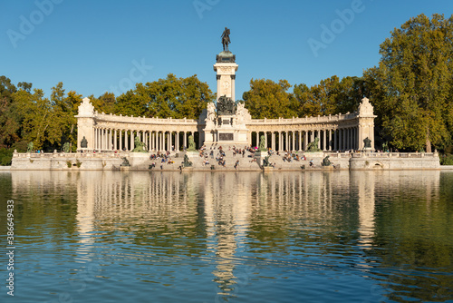 Monument to Alfonso XII by the pond