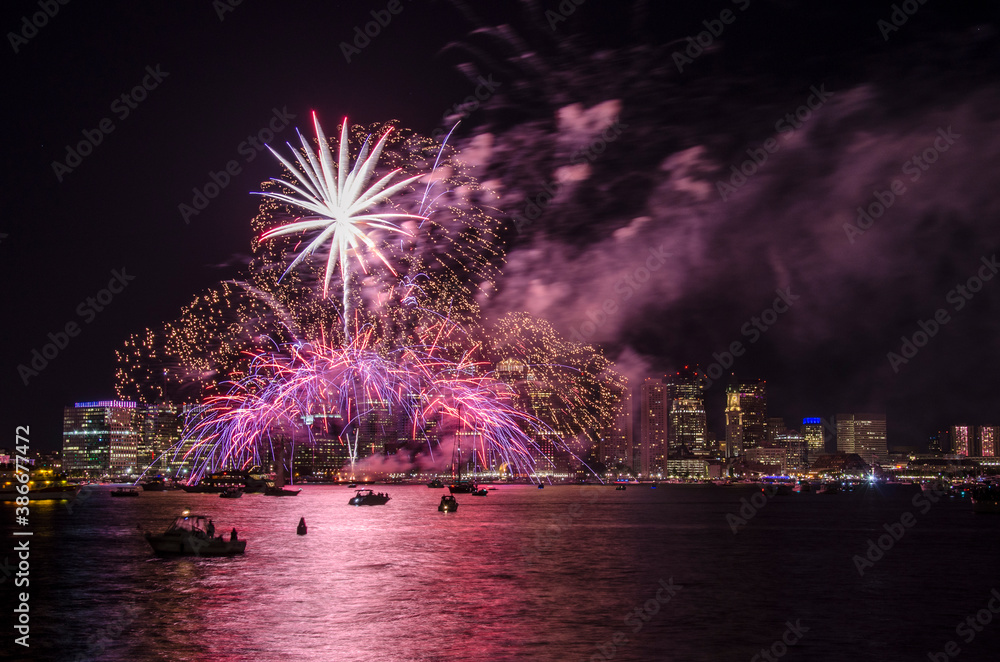 Fototapeta premium Fireworks Over Boston