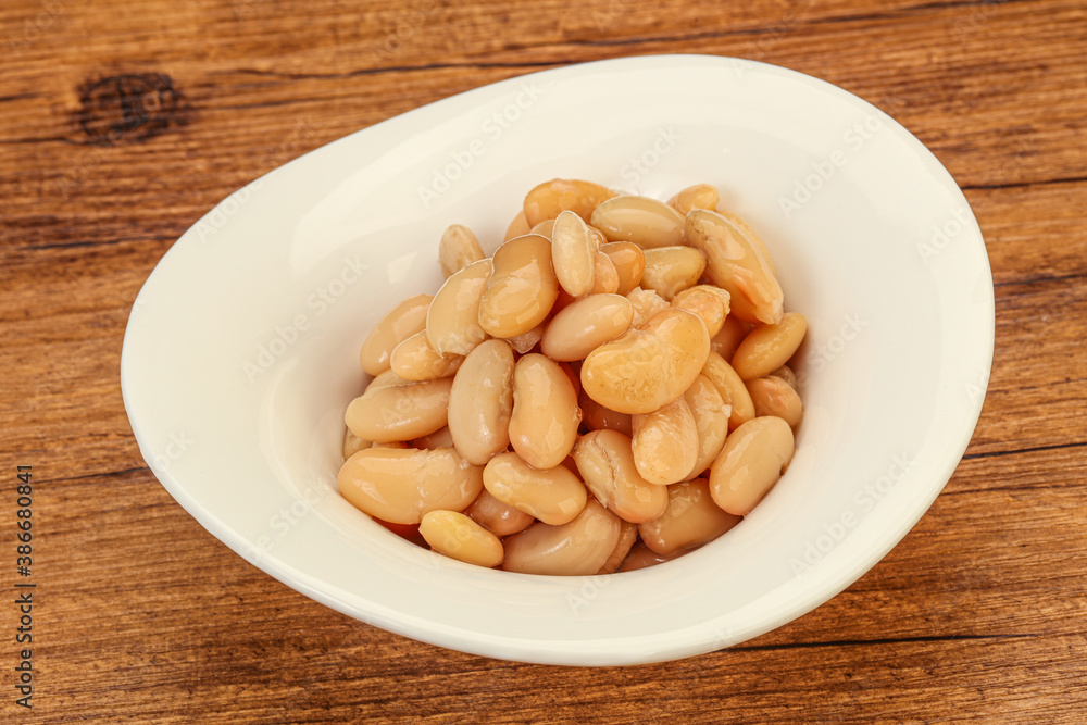 White beans kidney in the bowl White beans kidney in the bowl