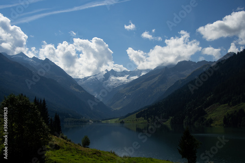 Landscape panorama on the Durlaßboden reservoir in good weather