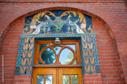 The apartment building for the Moscow creative intelligentsia was built in the Russian Art Nouveau style by the project of the famous artist Sergei Malyutin (1859-1937)       photo