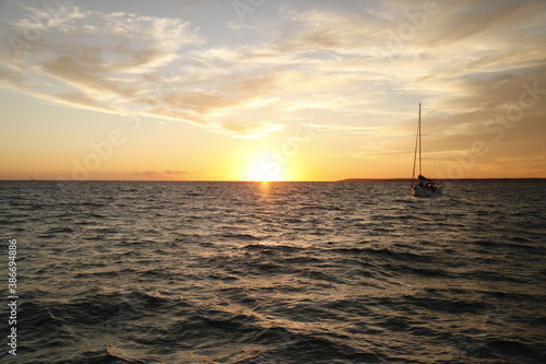 last one sailing © Viktoria