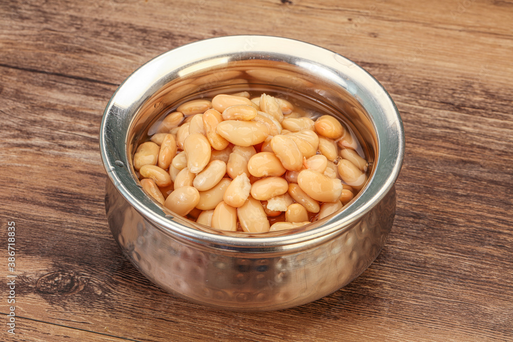White beans kidney in the bowl White beans kidney in the bowl