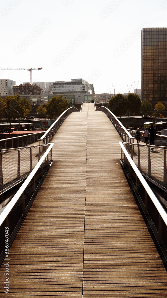 Obraz premium Pont et symétrie