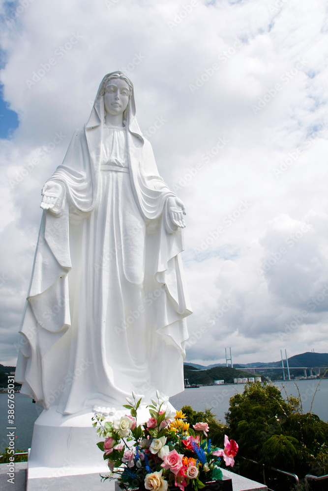 神ノ島教会のマリア像