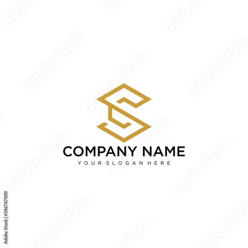 Letter SC line logo design. Linear creative minimal monochrome monogram symbol. Universal elegant vector sign design. Premium business logotype. Graphic alphabet symbol for corporate business identity