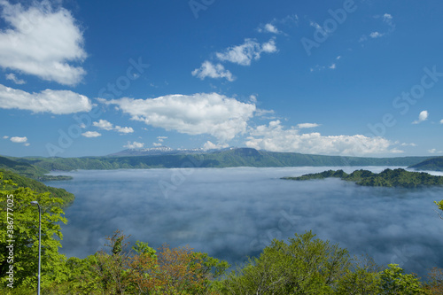 十和田湖と八甲田山