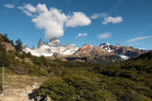 Wallpaper Mural El Chaltén, Fitz Roy Patagonia Torontodigital.ca