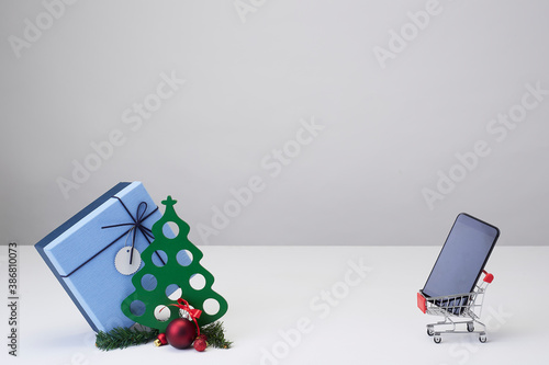 Christmas decoration concept shopping online