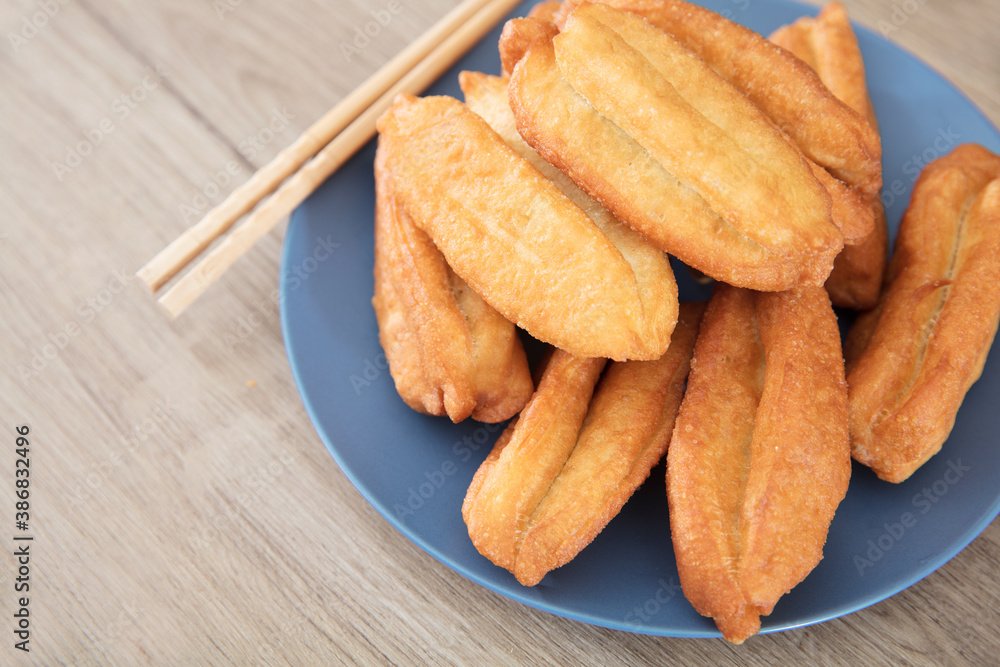 Naklejka premium Nutritious breakfast fritters