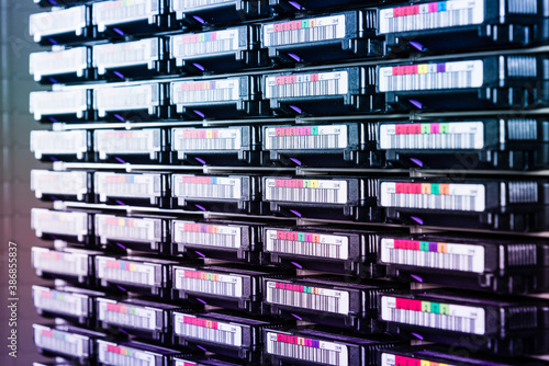 Quadro su tela data cloud hardware with hard drives