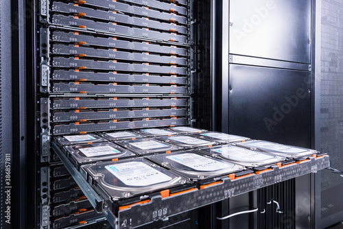 Foto maintenance of hard drives inside data storage hosting center
