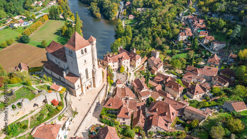 Tableau sur toile aerial view of saint cirq lapopie town, france