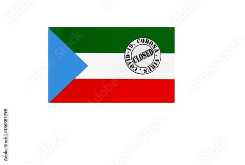 Obraz na płótnie flag with text closed by covid 19 and corona stamp w salonie