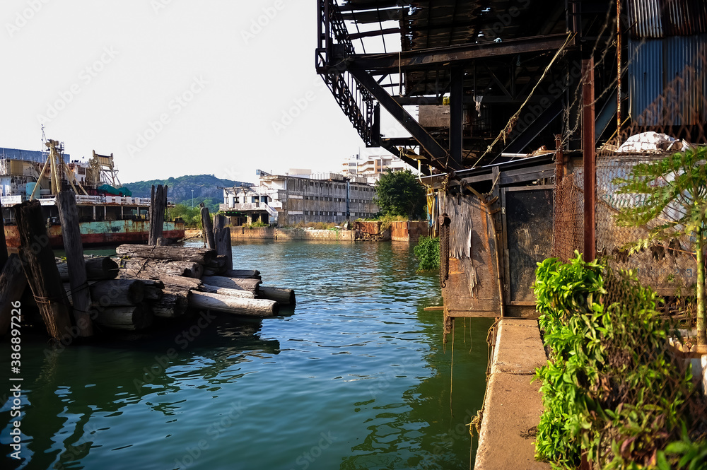 Hong Kong 2010 : Abandoned Shipyard In Yau Tong, Hong Kong Hong Kong 2010 : Abandoned Shipyard In Yau Tong, Hong Kong
