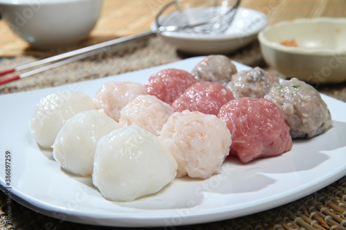 Hong Kong 2011 : Hot Pot Ingredients, A Plate Of Cuttlefish Balls, Lobster Balls, Beef Balls And Fish Balls