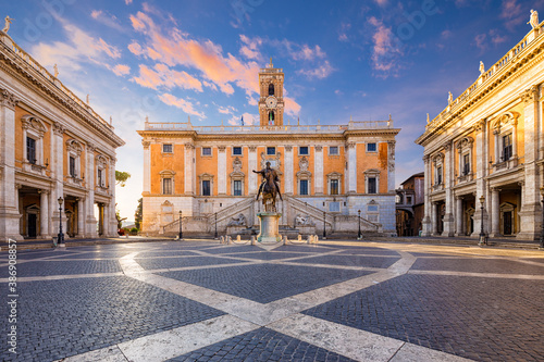 Fototapeta Naklejka Na Ścianę i Meble -  Palazzo Senatorio on the Capitoline hill, Rome, Italy.