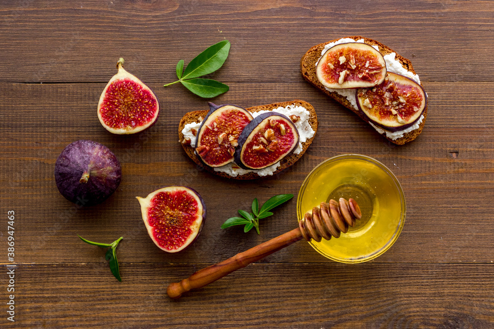 Figs with cream cheese and honey sandwich. Top view