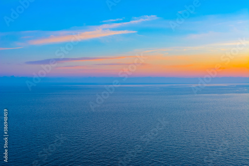 Fototapeta Naklejka Na Ścianę i Meble -  sunset on lake Baikal