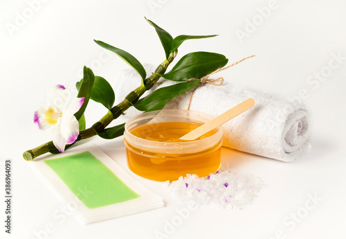 фотографія Wax or sugar depilation paste