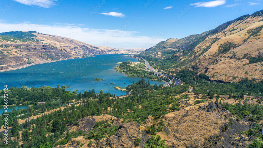 View on Columbia river gorge from Rowena Crest point, Oregon, USA