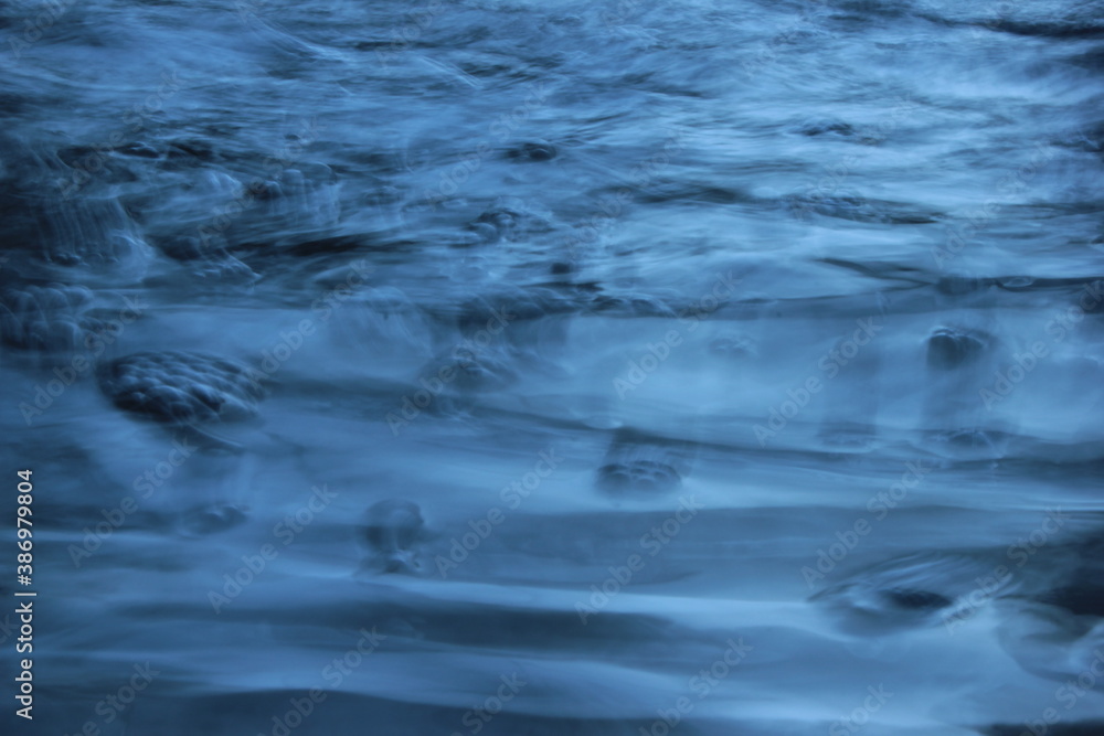 water
movement
surrealism
blue water
movement
surrealism
blue