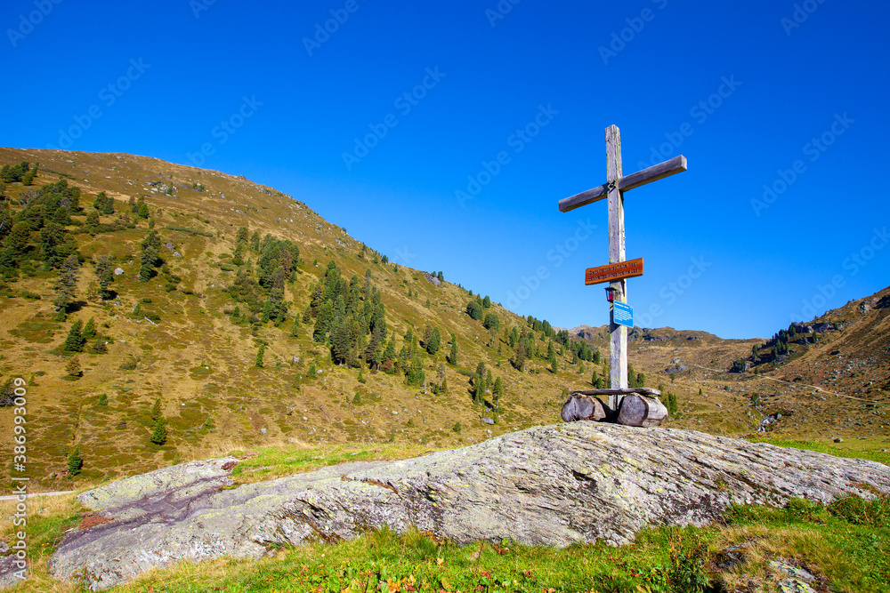 Salzachgeier  und das Markkirchl in Oberpinzgau