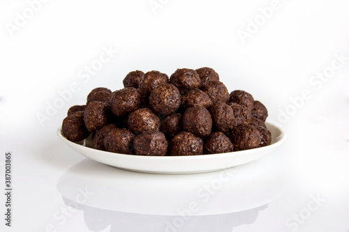 baked chocolate cereal balloons on a plate healthy food
