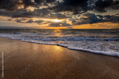 Fototapeta Naklejka Na Ścianę i Meble -  Sunset Nature Ocean Landscape Rays
