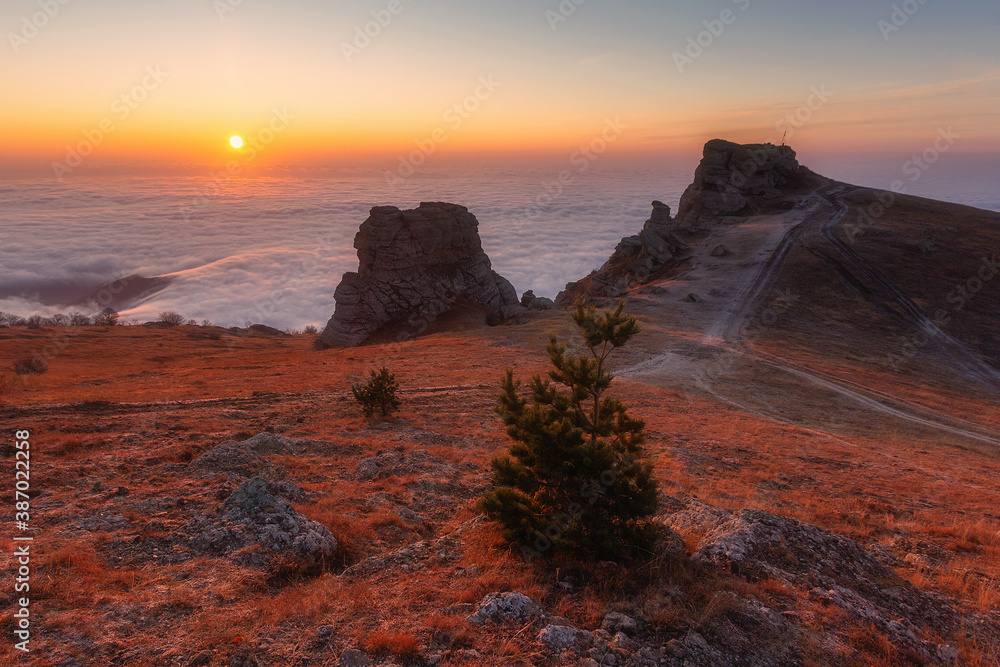 Beautiful autumn landscape in the mountains of Crimea. Sunrise. Crimea, mountain Demerdzhi.