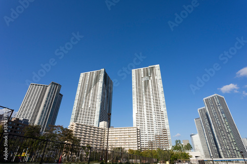東京　晴海　ベイエリアの高層マンション © EISAKU SHIRAYAMA