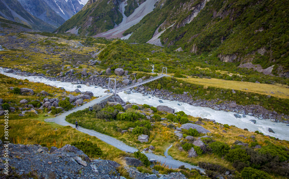 Fototapeta premium bridge in the hooker valley