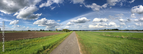 Bicycle path around the IJssel river