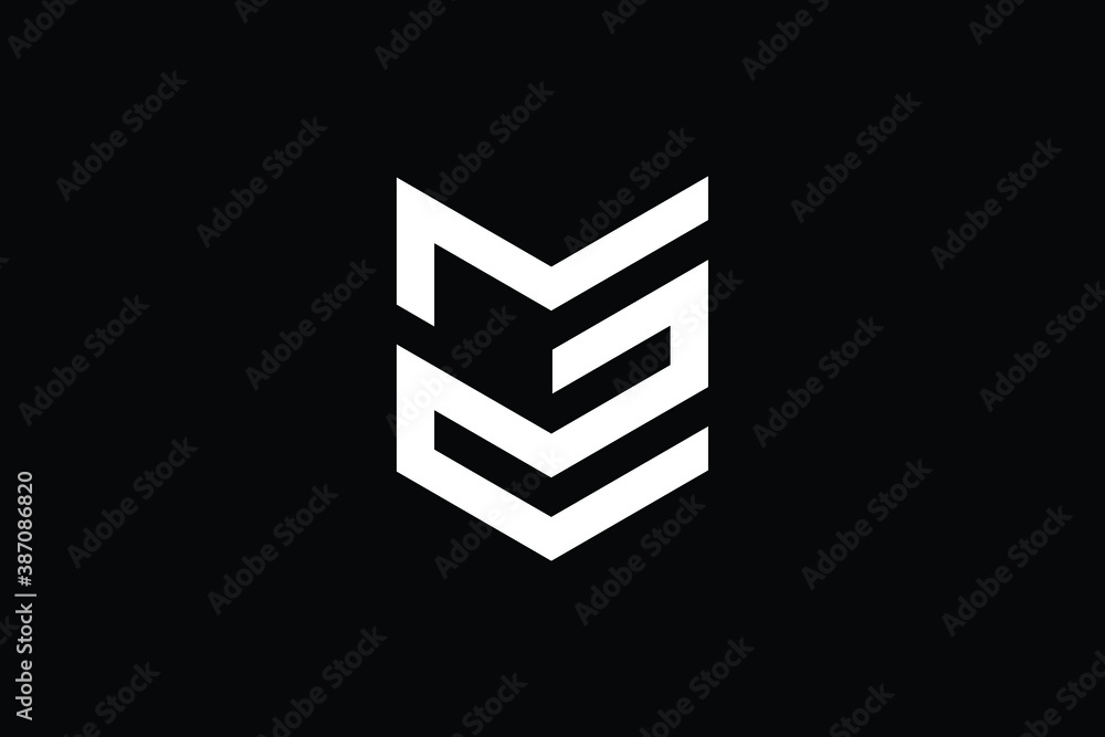 ZM logo letter design on luxury background. MZ logo monogram initials letter concept. ZM icon logo design. MZ elegant and Professional letter icon design on black background. M Z ZM MZ ZM logo letter design on luxury background. MZ logo monogram initials letter concept. ZM icon logo design. MZ elegant and Professional letter icon design on black background. M Z ZM MZ
