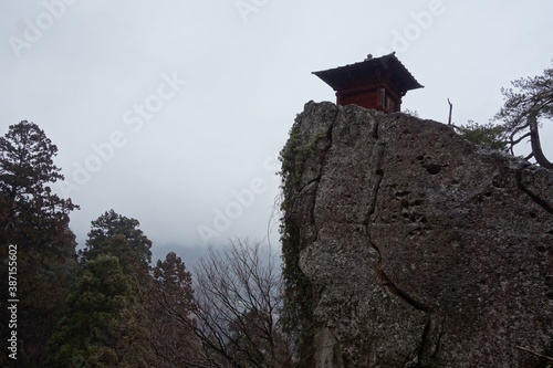 Tableau sur toile 断崖絶壁に建つ寺