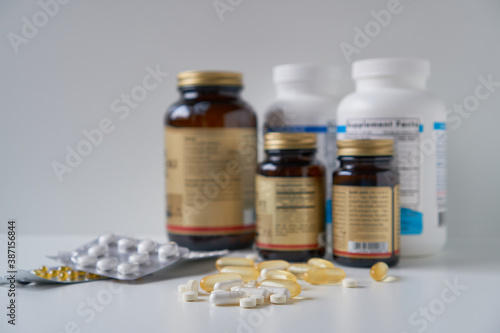 Nutritional supplements in capsules and tablets. 