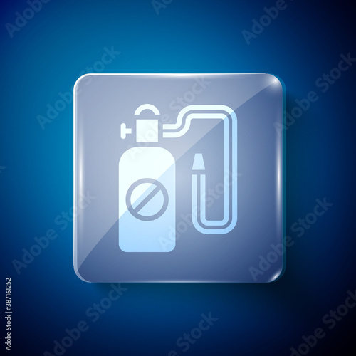 White Pressure sprayer for extermination of insects icon isolated on blue background. Pest control service. Disinfectant sprayer. Square glass panels. Vector.