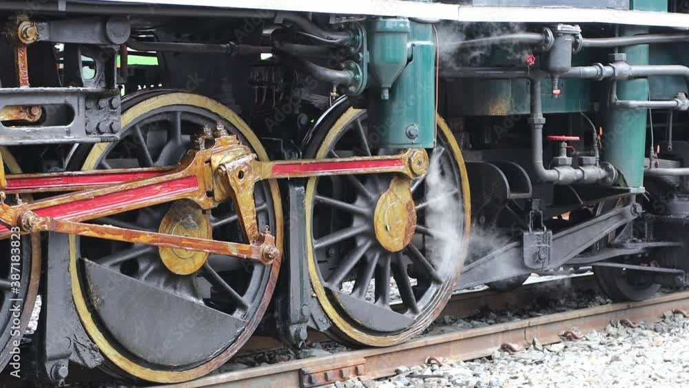 The train wheel of Steam locomotive prepares to depart Start the steam generator. The train wheel of Steam locomotive prepares to depart Start the steam generator.