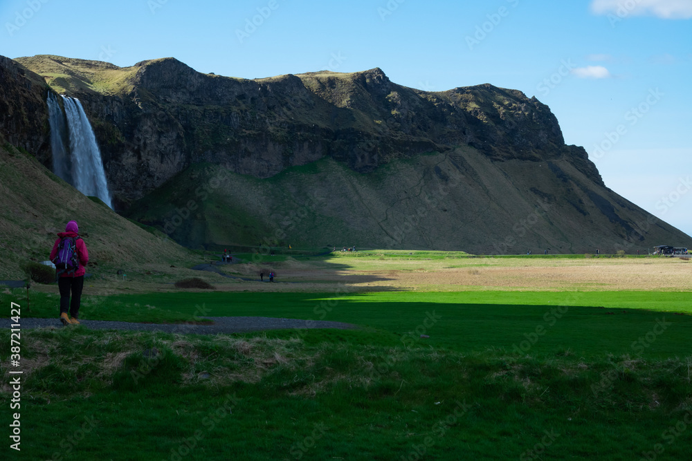 Islande, cascade Seljalandsfoss