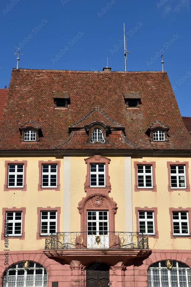 Fototapeta premium Altbaufassade in Endingen im Kaiserstuhl