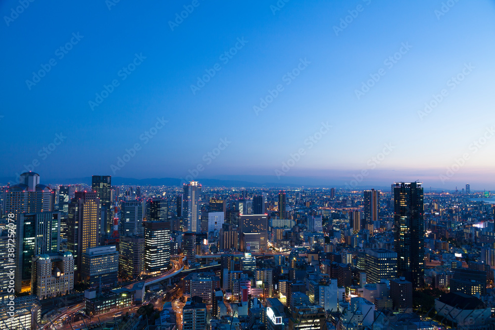 大阪　西梅田ビル群夜景